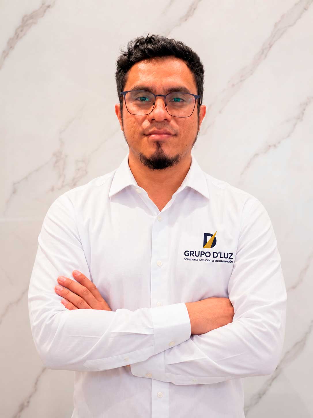 emerson velasquez team-grupo-dluz.jpg
